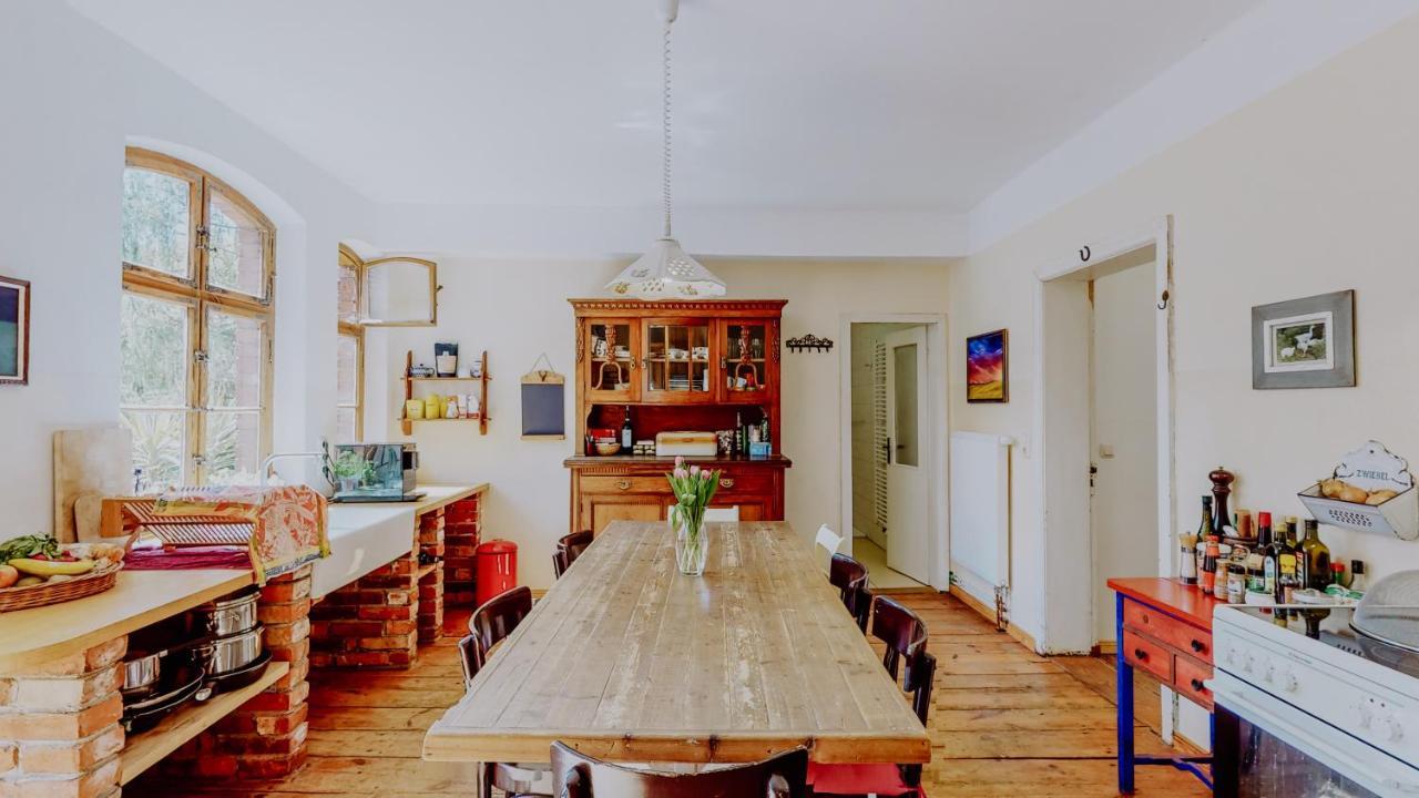 Landhaus Goldene Gans Gross Pankow  エクステリア 写真