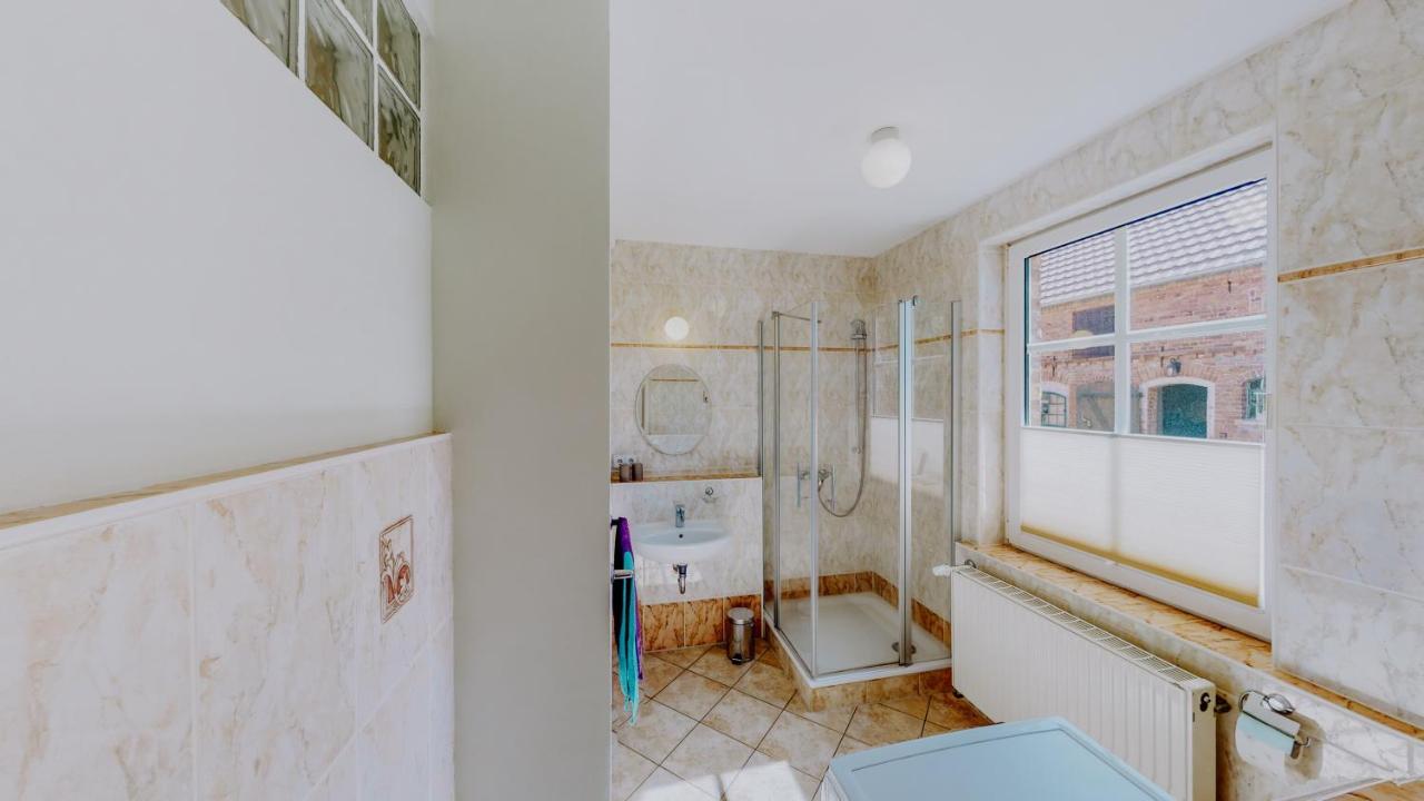 Landhaus Goldene Gans Gross Pankow  エクステリア 写真