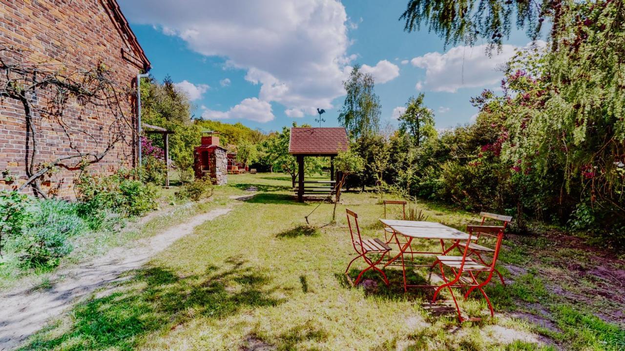 Landhaus Goldene Gans Gross Pankow  エクステリア 写真