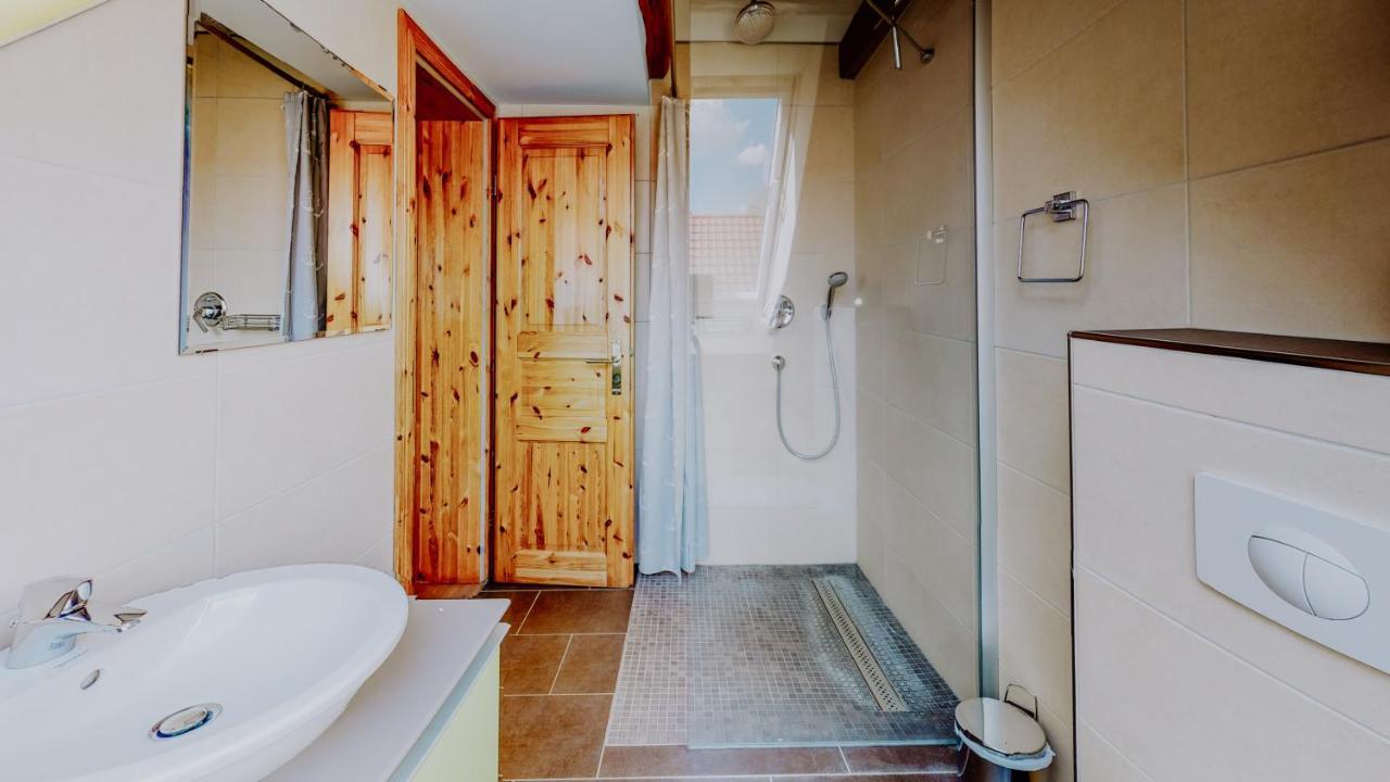 Landhaus Goldene Gans Gross Pankow  エクステリア 写真